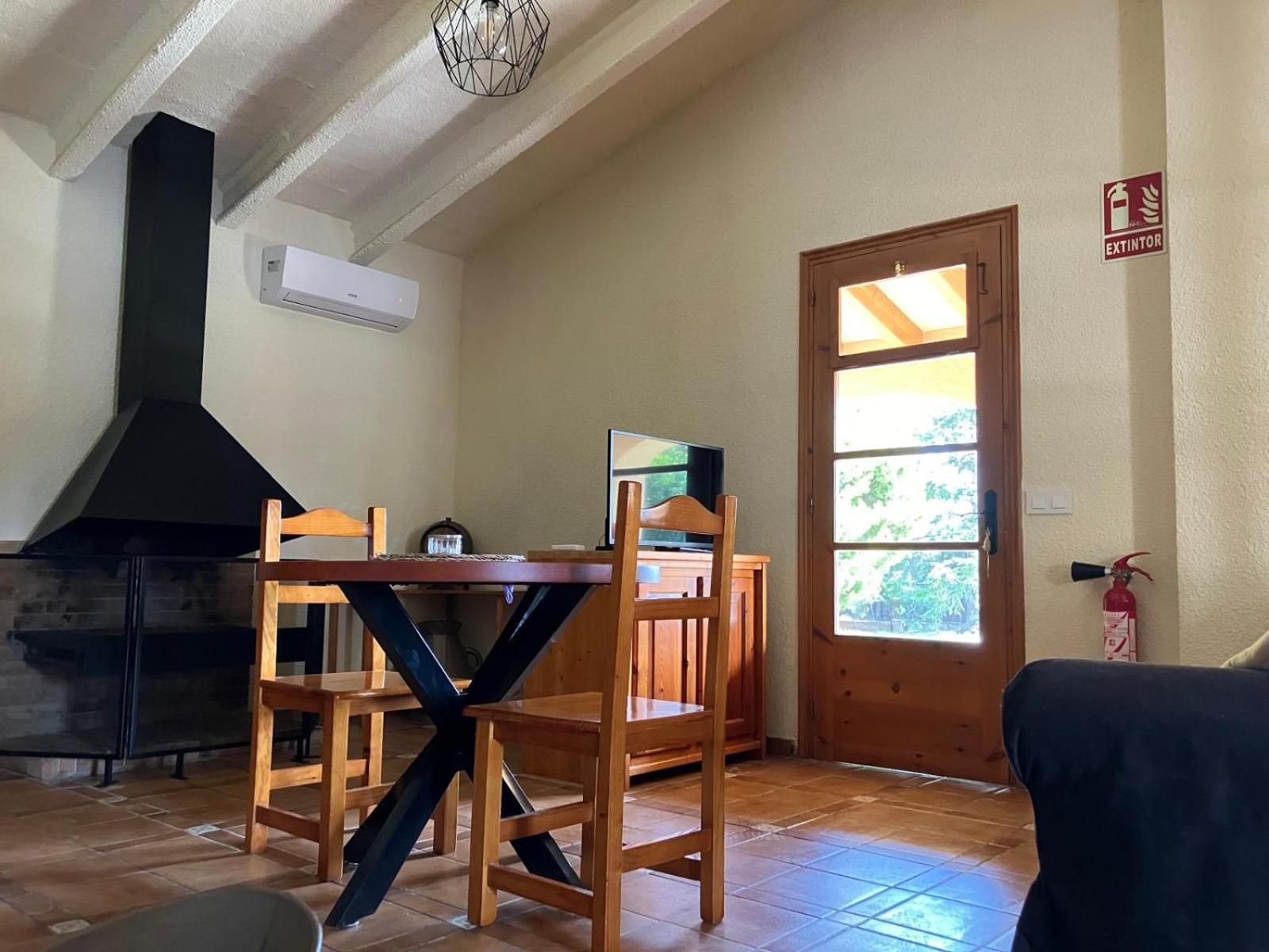 San Martín Sarroca Apartment With Private Pool And Garden מראה חיצוני תמונה