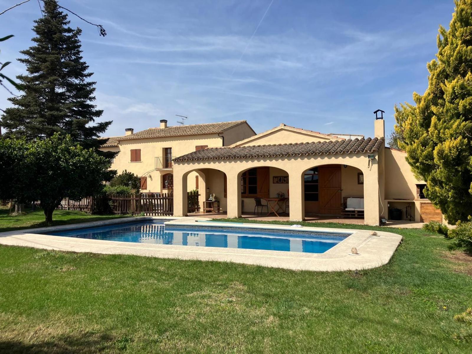 San Martín Sarroca Apartment With Private Pool And Garden מראה חיצוני תמונה
