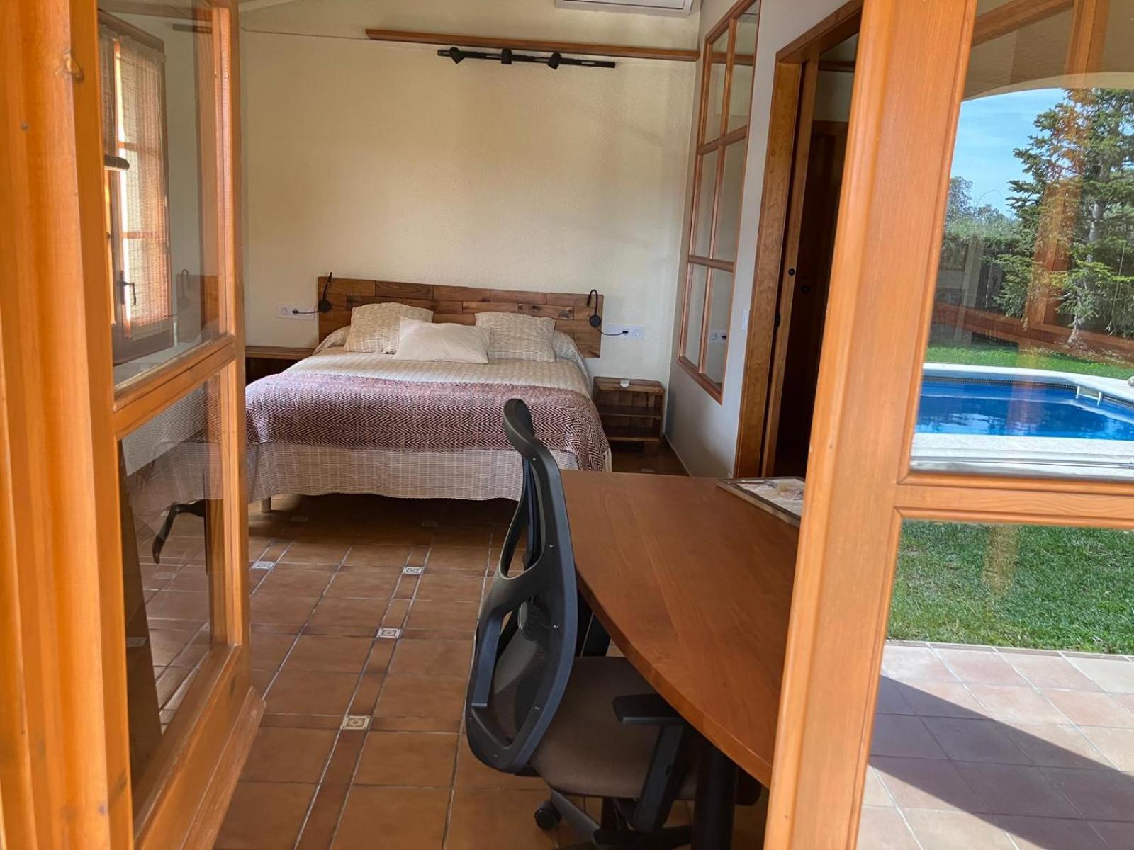 San Martín Sarroca Apartment With Private Pool And Garden מראה חיצוני תמונה