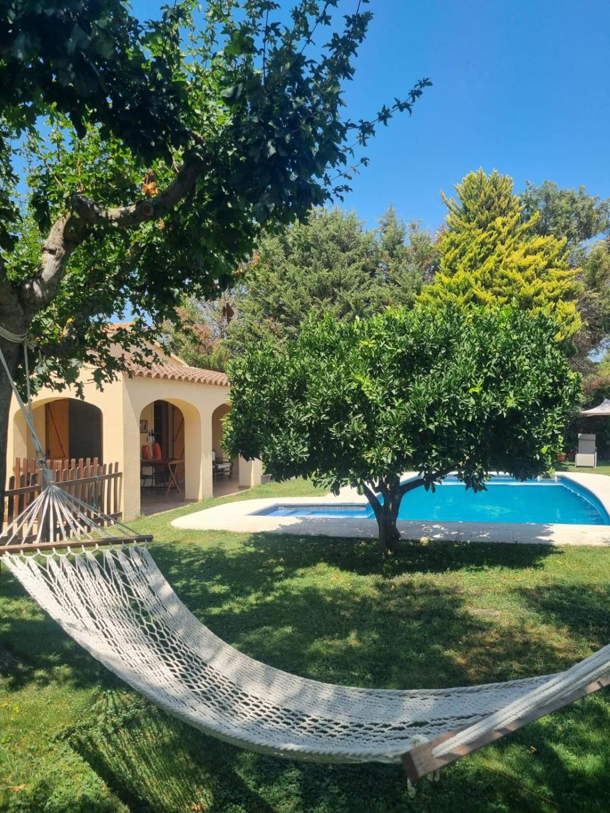 San Martín Sarroca Apartment With Private Pool And Garden מראה חיצוני תמונה