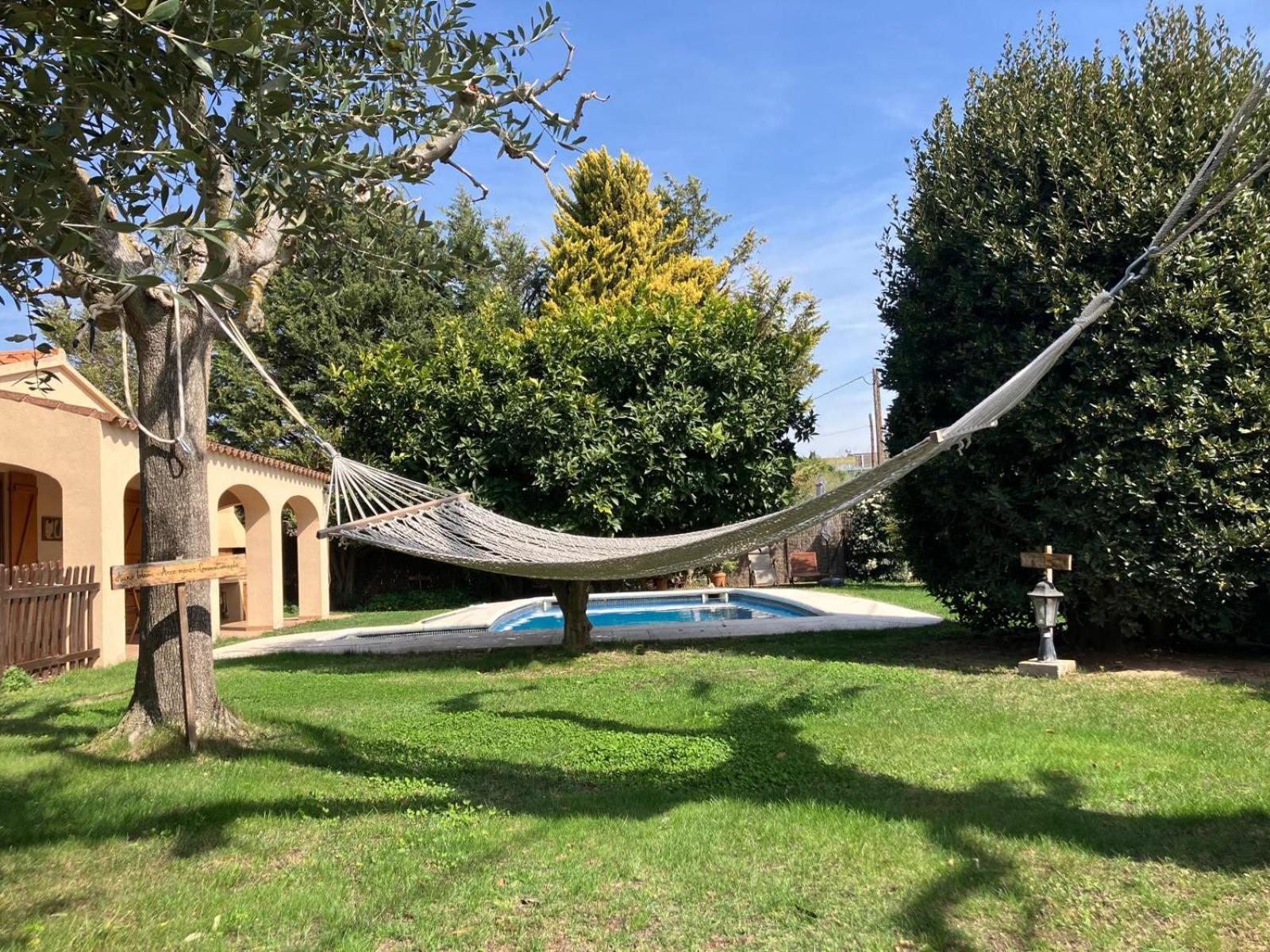 San Martín Sarroca Apartment With Private Pool And Garden מראה חיצוני תמונה